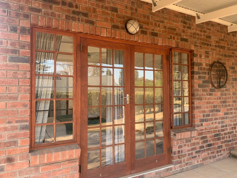 3 Bedroom Property for Sale in Greendale KwaZulu-Natal