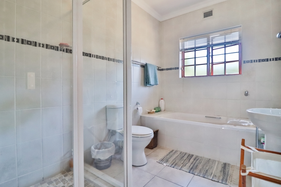 3 Bedroom Property for Sale in Greendale KwaZulu-Natal