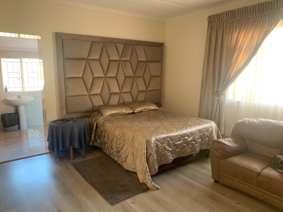 4 Bedroom Property for Sale in Hospitaalpark KwaZulu-Natal