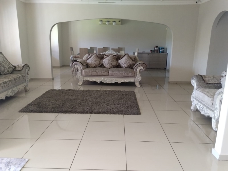 4 Bedroom Property for Sale in Veld En Vlei KwaZulu-Natal