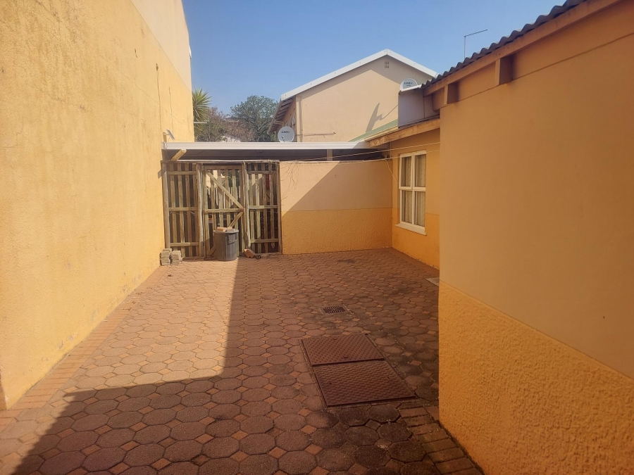 2 Bedroom Property for Sale in Sherwood KwaZulu-Natal