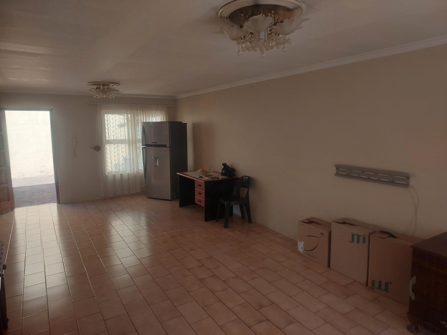 2 Bedroom Property for Sale in Sherwood KwaZulu-Natal