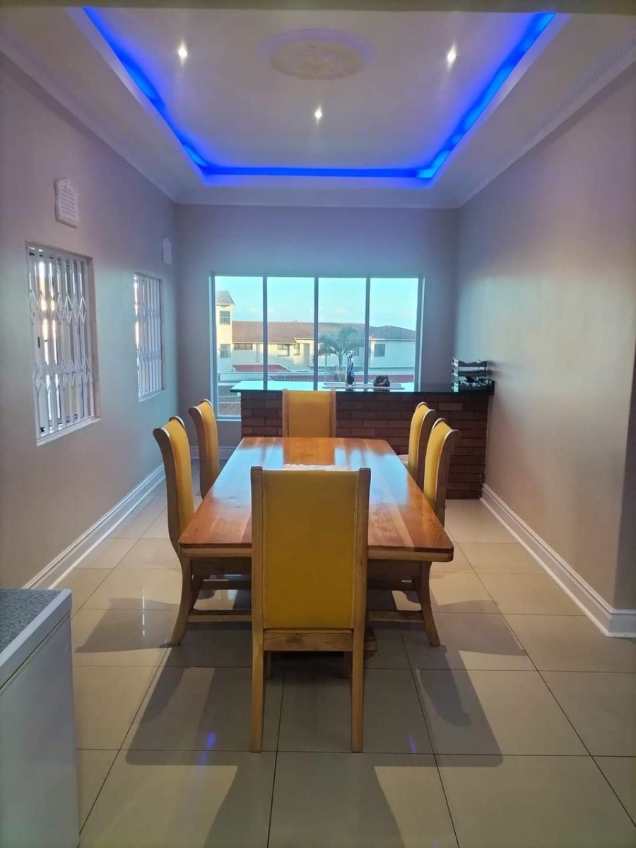 6 Bedroom Property for Sale in Bluff KwaZulu-Natal