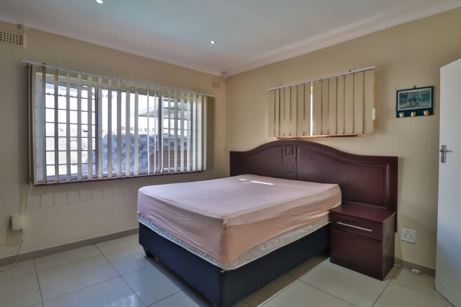 6 Bedroom Property for Sale in Bluff KwaZulu-Natal