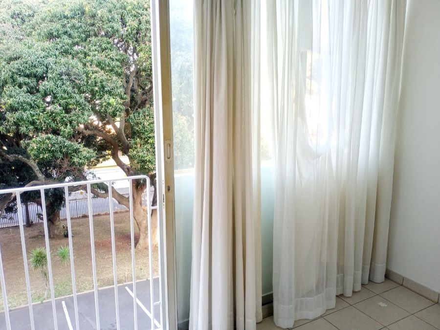 To Let 2 Bedroom Property for Rent in Essenwood KwaZulu-Natal