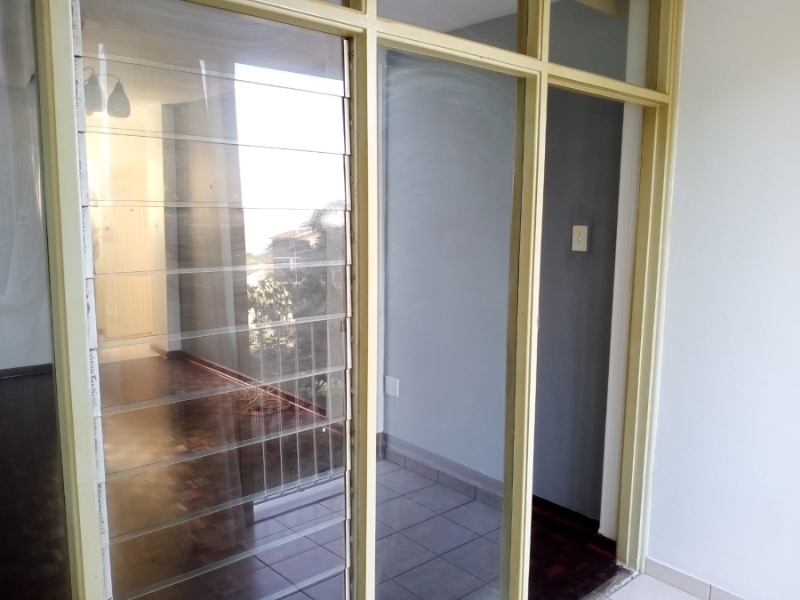 To Let 2 Bedroom Property for Rent in Essenwood KwaZulu-Natal