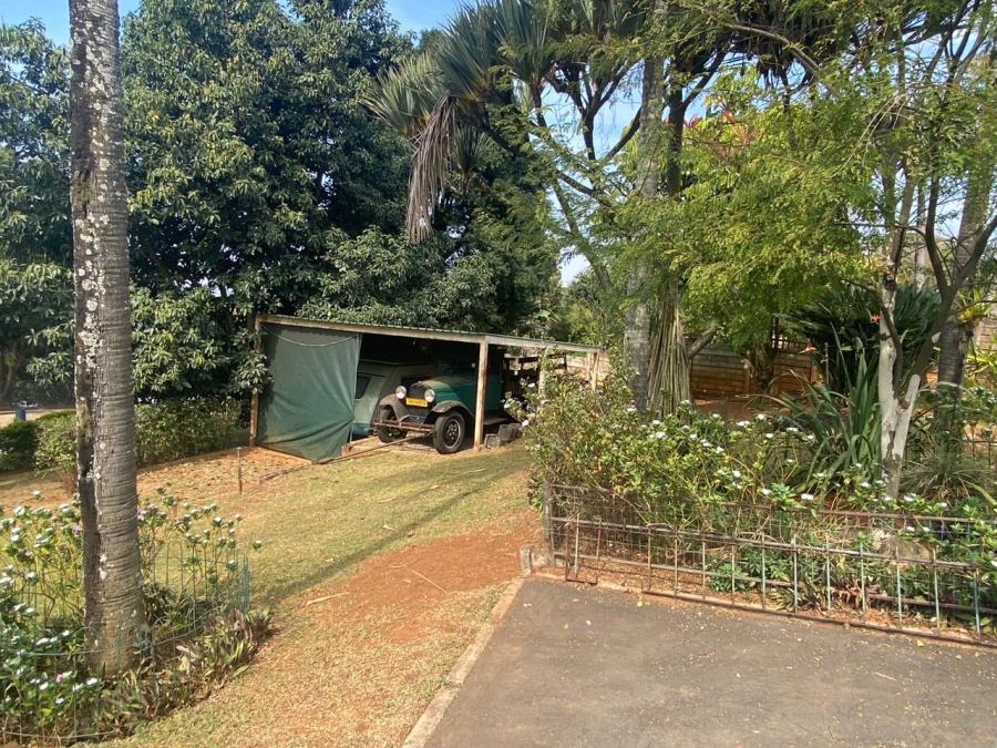 5 Bedroom Property for Sale in Athlone KwaZulu-Natal