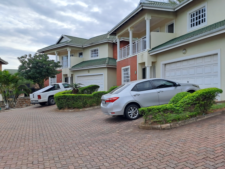 To Let 3 Bedroom Property for Rent in Edgemount Estate KwaZulu-Natal