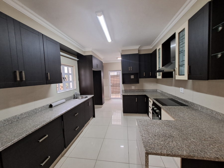 To Let 3 Bedroom Property for Rent in Edgemount Estate KwaZulu-Natal