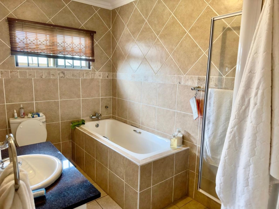 4 Bedroom Property for Sale in Sheffield Cove Estate KwaZulu-Natal