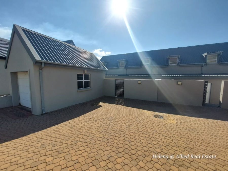 3 Bedroom Property for Sale in Vulintaba Country Estate KwaZulu-Natal