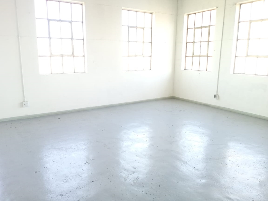 To Let commercial Property for Rent in Bulwer KwaZulu-Natal