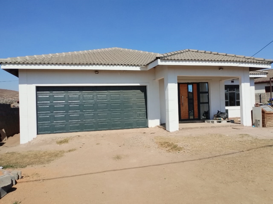 3 Bedroom Property for Sale in Mpophomeni KwaZulu-Natal