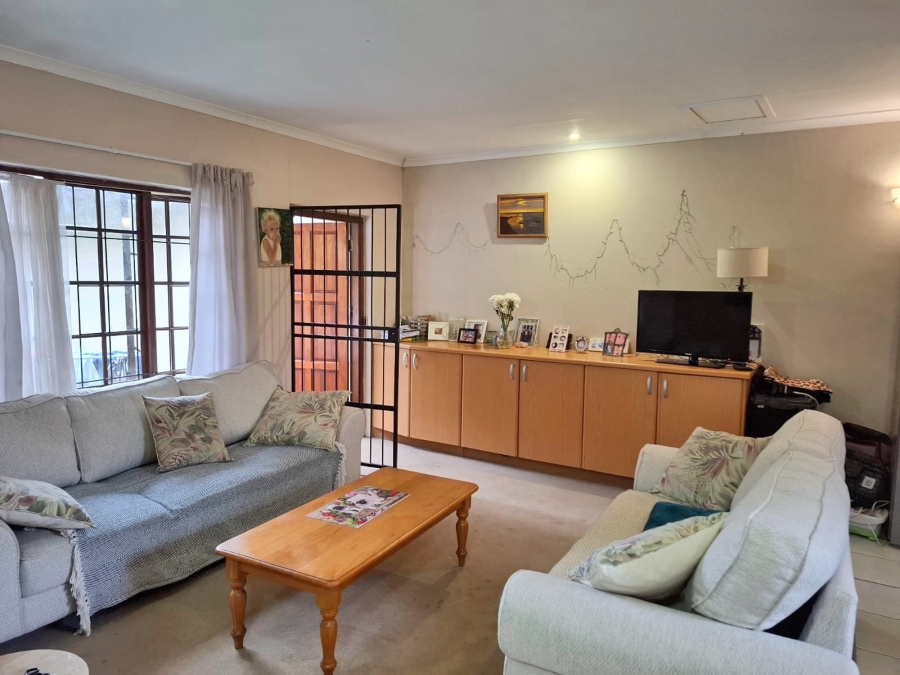 3 Bedroom Property for Sale in Hillcrest Central KwaZulu-Natal