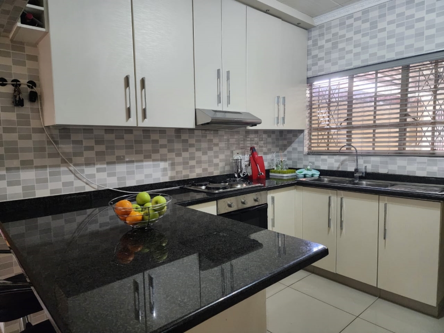 3 Bedroom Property for Sale in Malvern KwaZulu-Natal