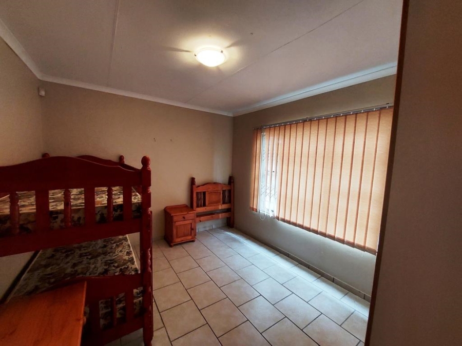 2 Bedroom Property for Sale in Margate KwaZulu-Natal