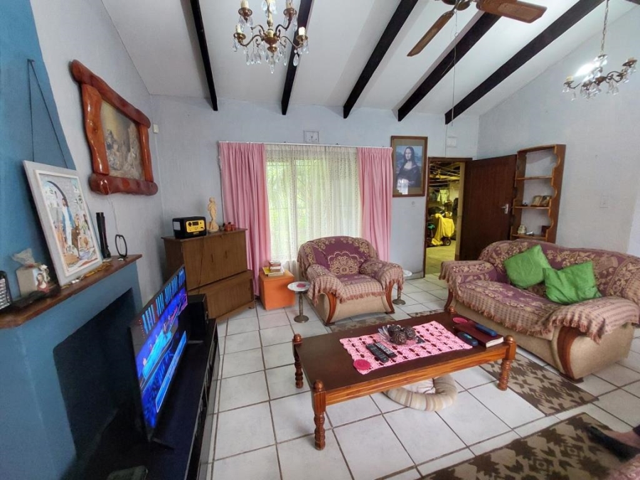 3 Bedroom Property for Sale in Port Edward KwaZulu-Natal