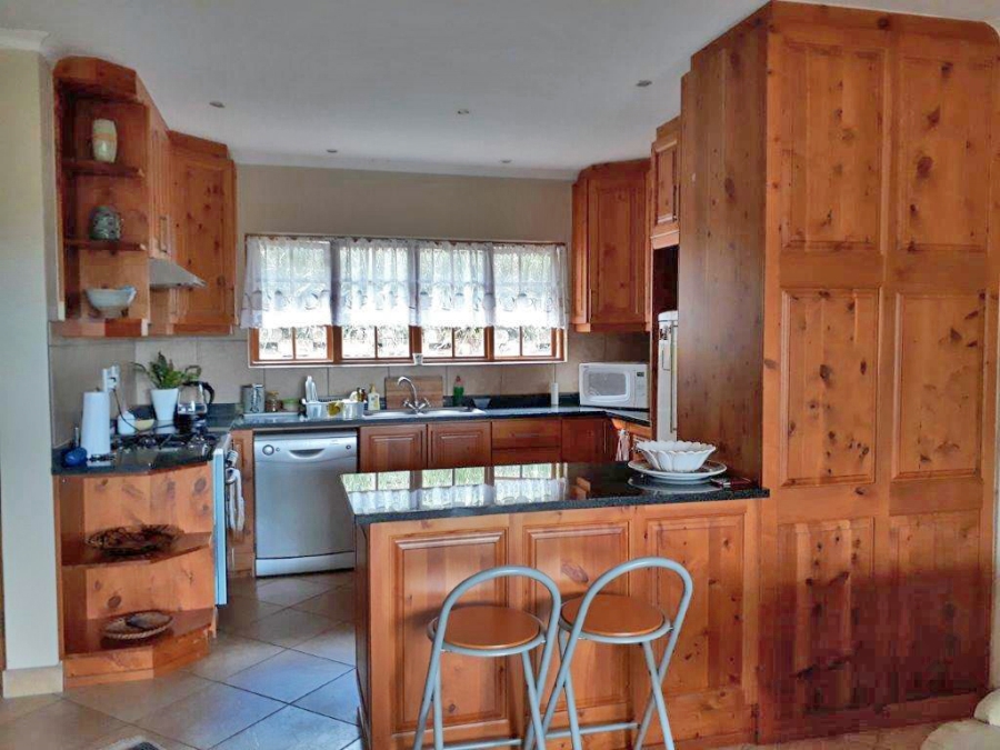 6 Bedroom Property for Sale in Assagay KwaZulu-Natal