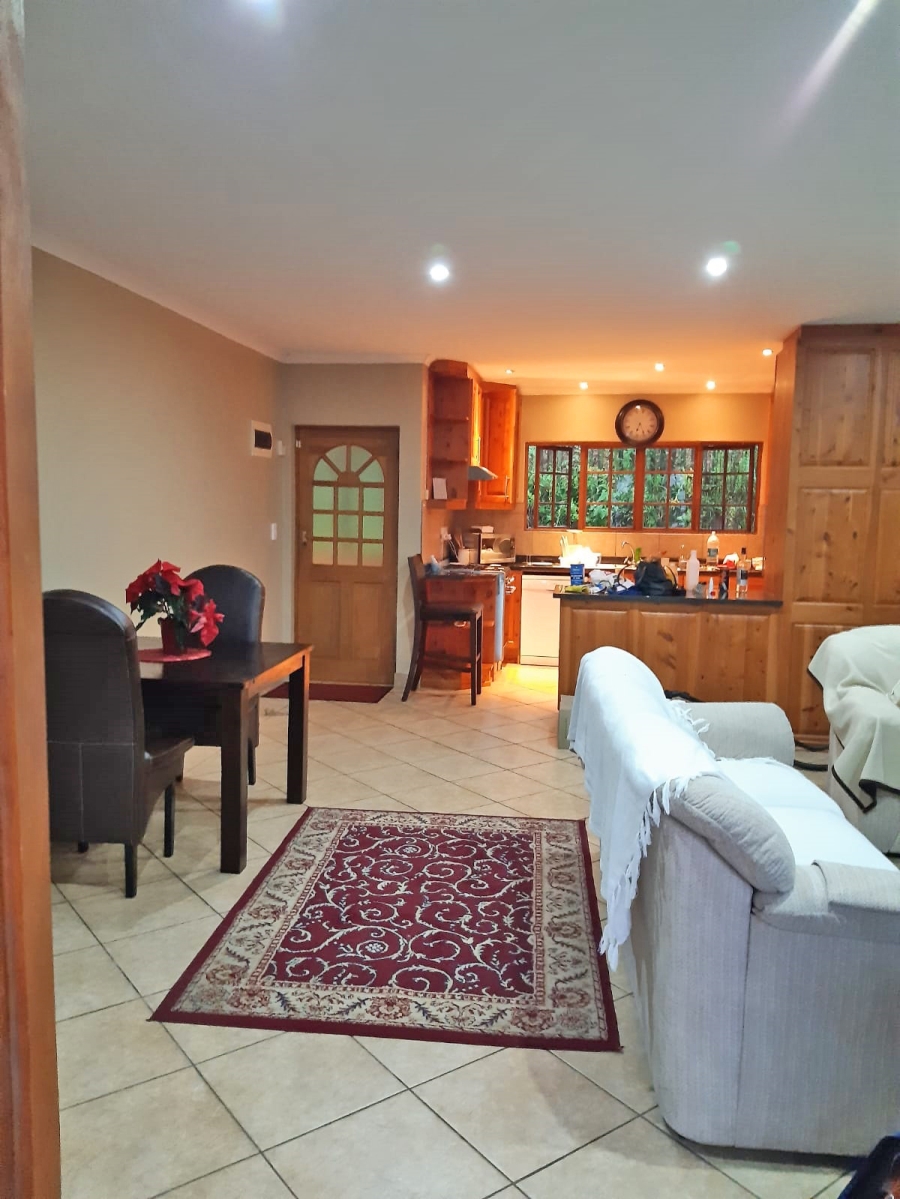 6 Bedroom Property for Sale in Assagay KwaZulu-Natal