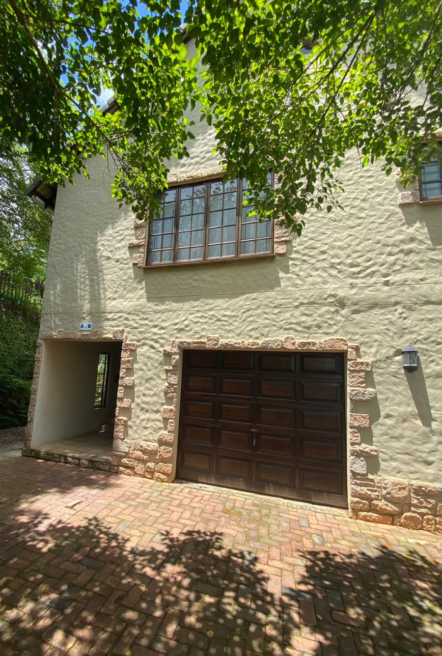 6 Bedroom Property for Sale in Assagay KwaZulu-Natal