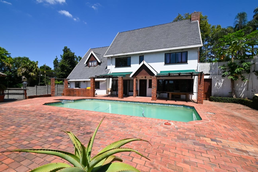 4 Bedroom Property for Sale in Cowies Hill KwaZulu-Natal