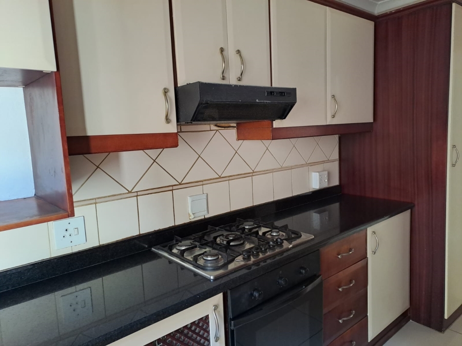 3 Bedroom Property for Sale in Essenwood KwaZulu-Natal