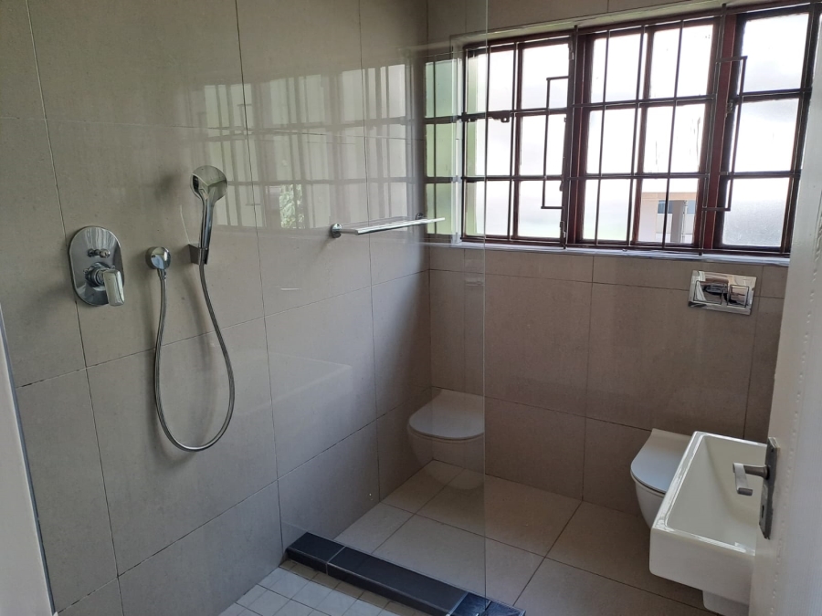 3 Bedroom Property for Sale in Essenwood KwaZulu-Natal