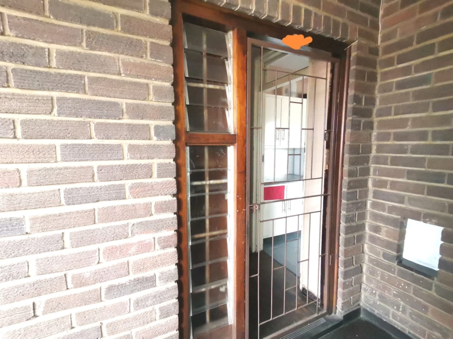 2 Bedroom Property for Sale in Umbilo KwaZulu-Natal