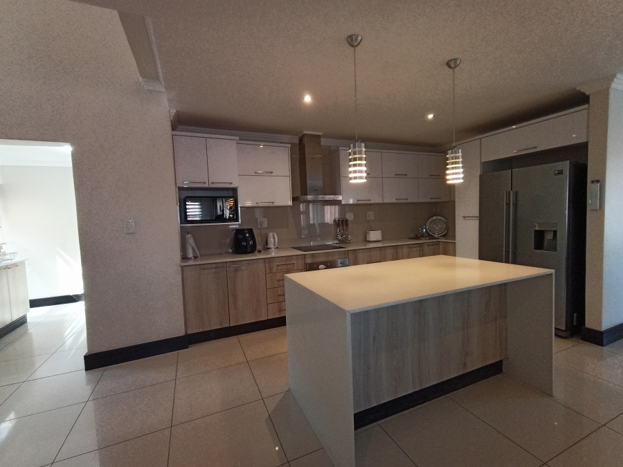 4 Bedroom Property for Sale in Izinga KwaZulu-Natal