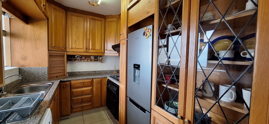 To Let 2 Bedroom Property for Rent in Amanzimtoti KwaZulu-Natal