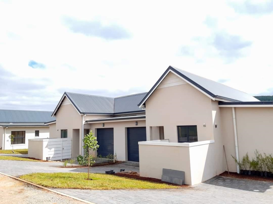 To Let 3 Bedroom Property for Rent in St Johns Village KwaZulu-Natal