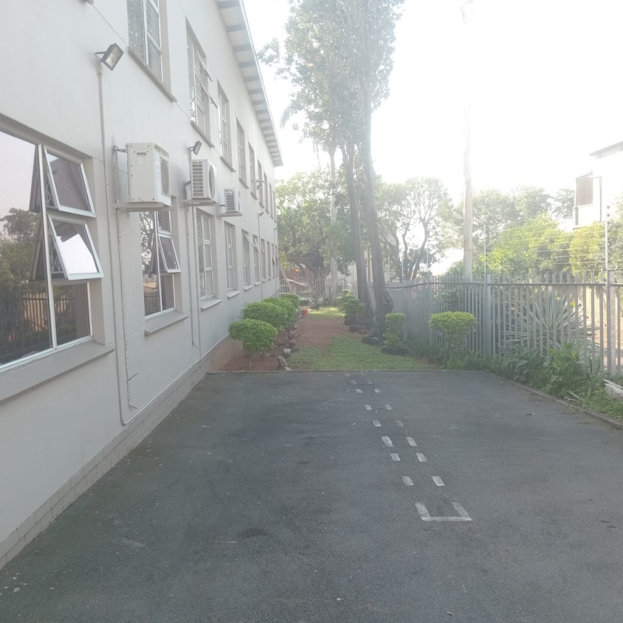 To Let 1 Bedroom Property for Rent in Morningside KwaZulu-Natal