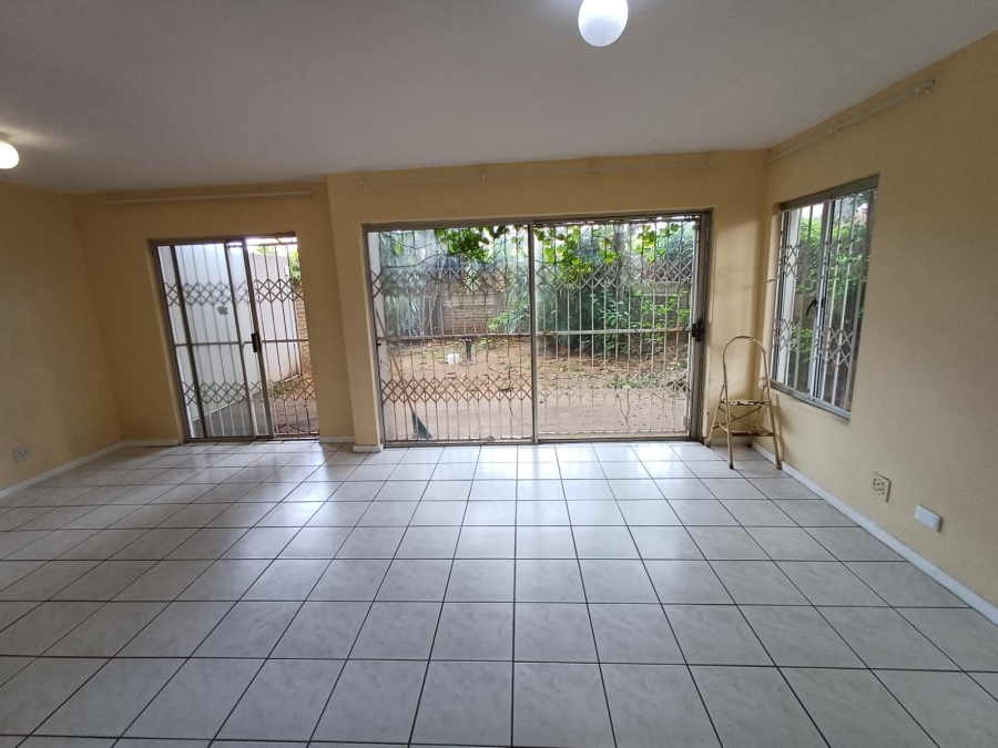 3 Bedroom Property for Sale in Brighton Beach KwaZulu-Natal