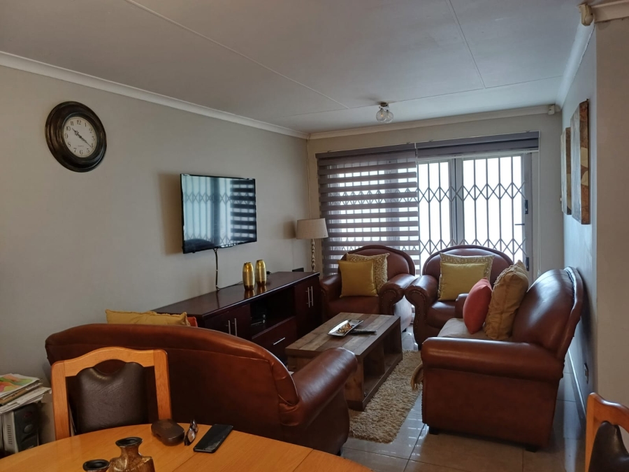 3 Bedroom Property for Sale in Bellair KwaZulu-Natal