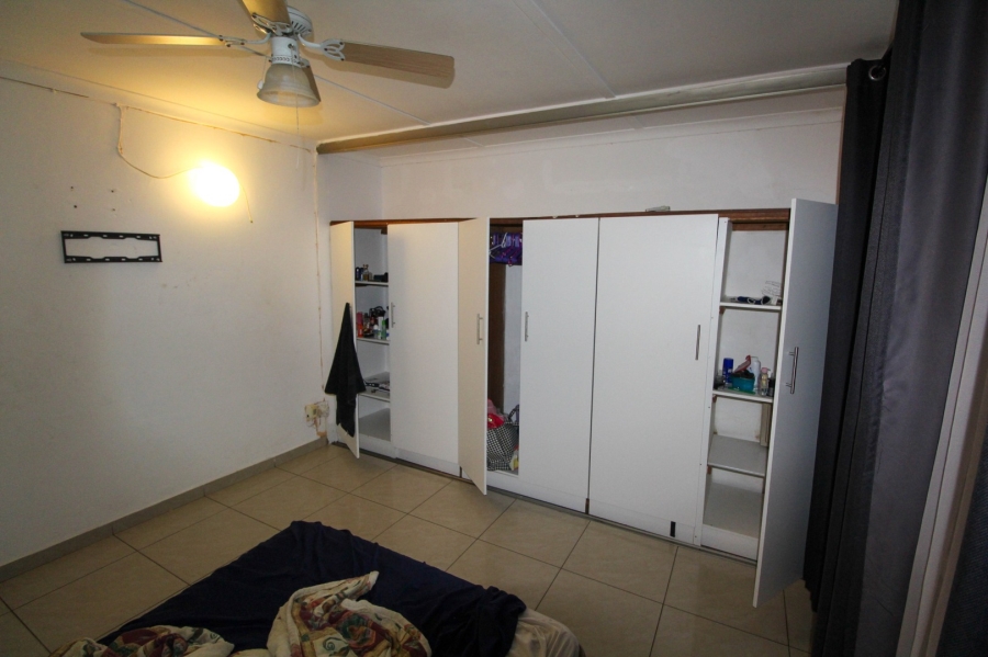 To Let 3 Bedroom Property for Rent in Brighton Beach KwaZulu-Natal