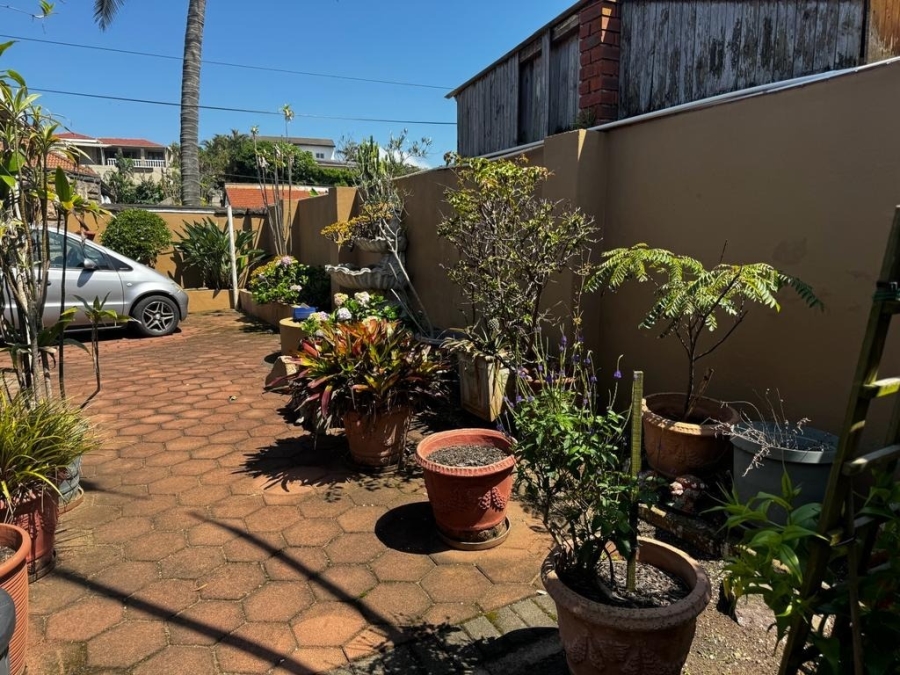 3 Bedroom Property for Sale in Brighton Beach KwaZulu-Natal