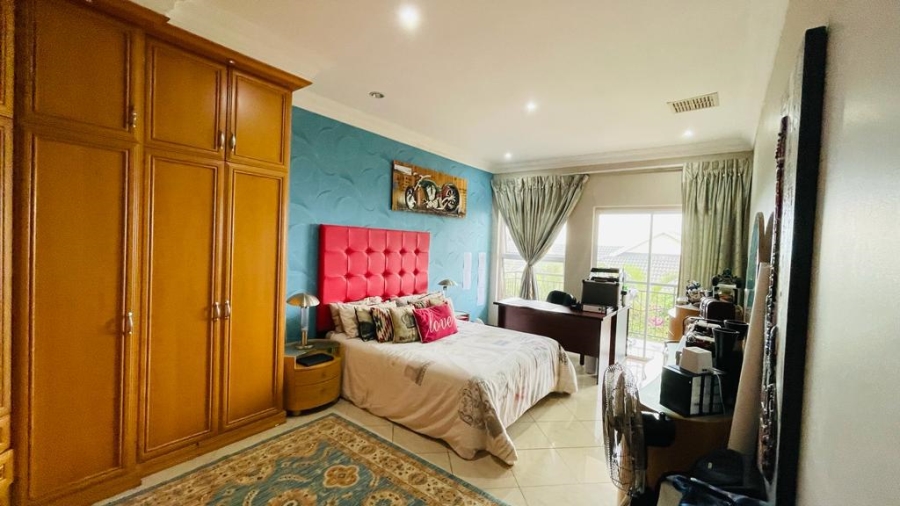 5 Bedroom Property for Sale in Umhlanga KwaZulu-Natal