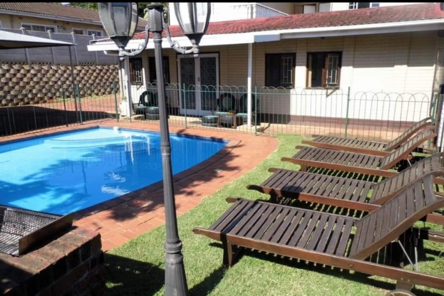 10 Bedroom Property for Sale in Glen Anil KwaZulu-Natal