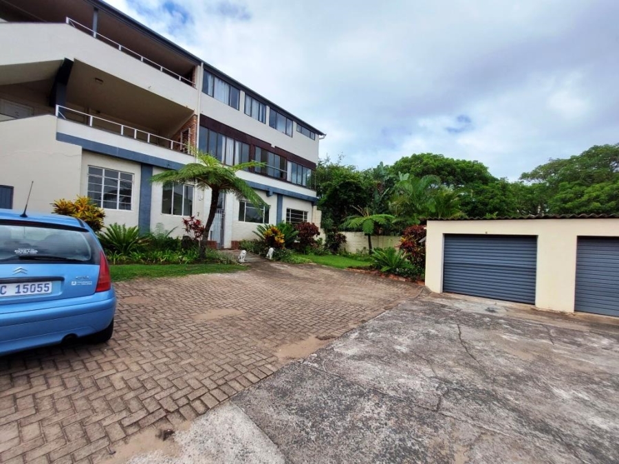 4 Bedroom Property for Sale in Manaba Beach KwaZulu-Natal