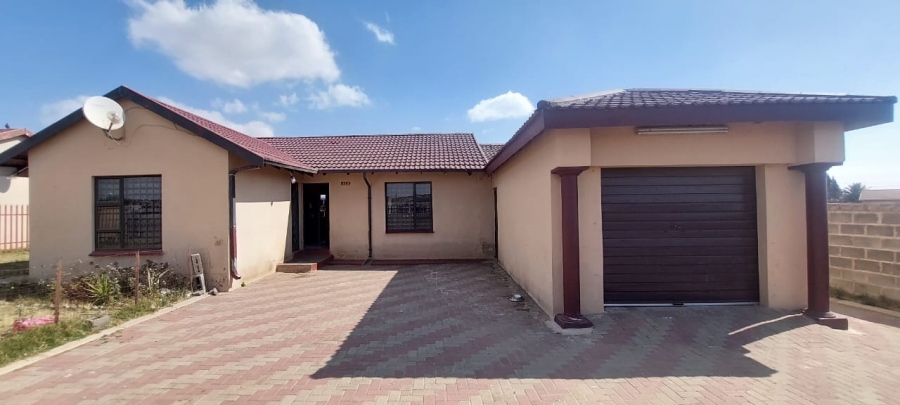 3 Bedroom Property for Sale in Osizweni KwaZulu-Natal