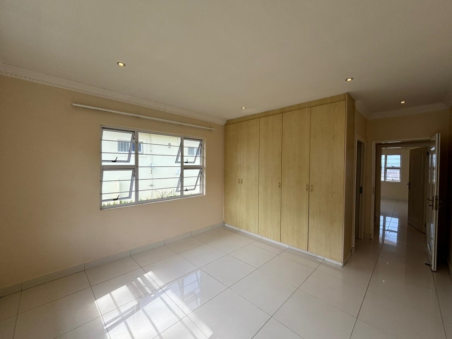 To Let 3 Bedroom Property for Rent in La Mercy KwaZulu-Natal