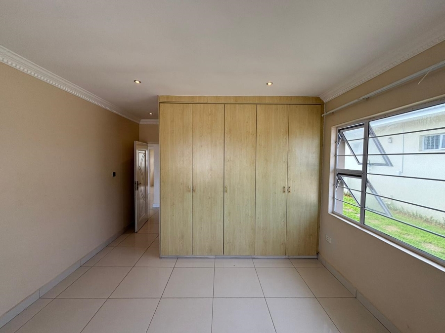 To Let 3 Bedroom Property for Rent in La Mercy KwaZulu-Natal