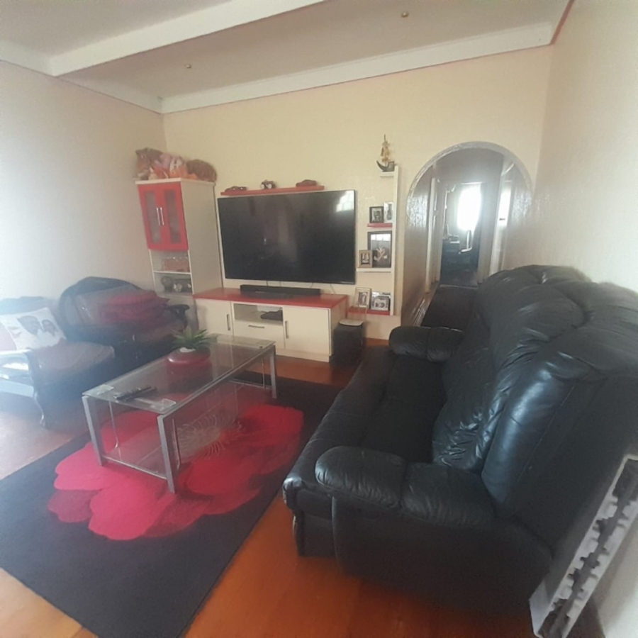 3 Bedroom Property for Sale in Brighton Beach KwaZulu-Natal