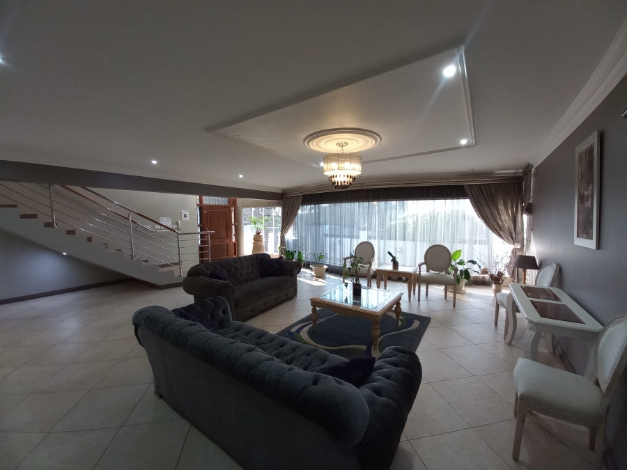 5 Bedroom Property for Sale in Glen Ashley KwaZulu-Natal