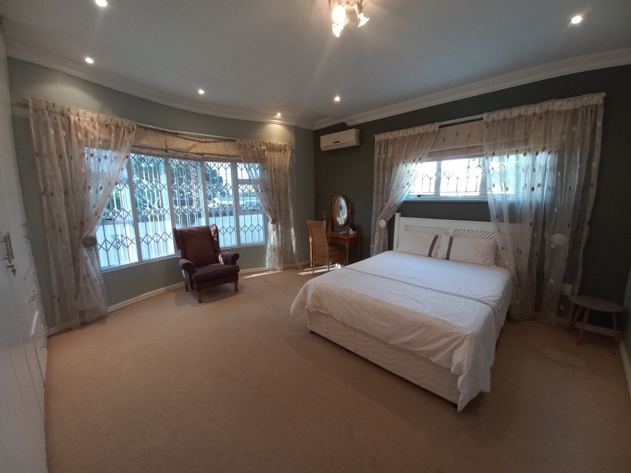 5 Bedroom Property for Sale in Glen Ashley KwaZulu-Natal