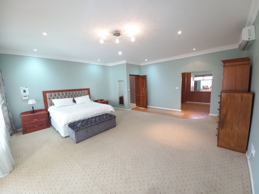 5 Bedroom Property for Sale in Glen Ashley KwaZulu-Natal