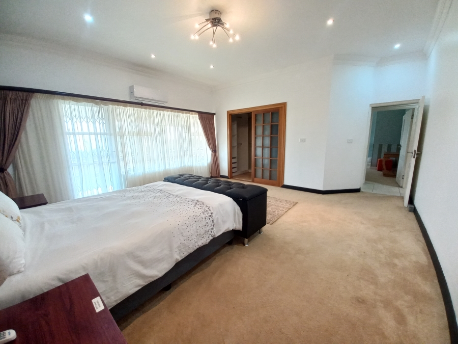 5 Bedroom Property for Sale in Glen Ashley KwaZulu-Natal