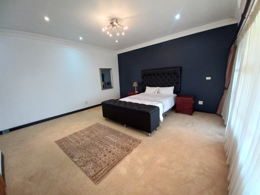 5 Bedroom Property for Sale in Glen Ashley KwaZulu-Natal