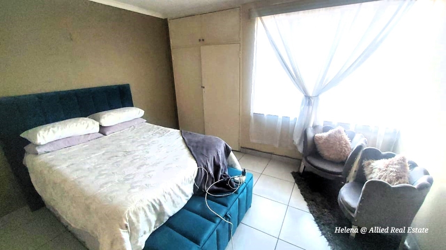 2 Bedroom Property for Sale in Barry Hertzog Park KwaZulu-Natal