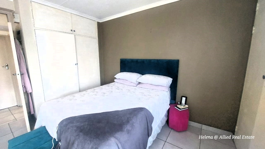 2 Bedroom Property for Sale in Barry Hertzog Park KwaZulu-Natal